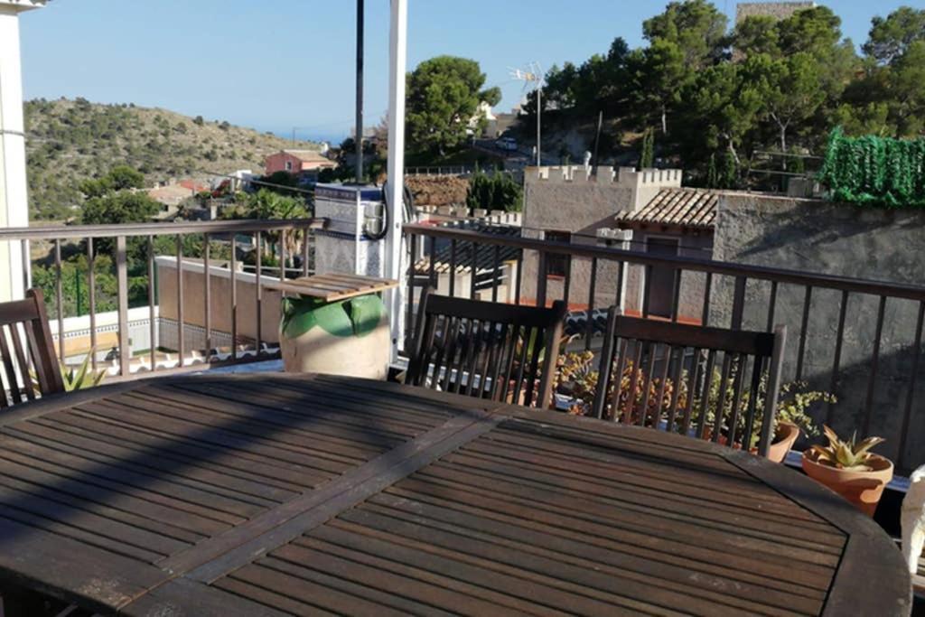 Casa Con Terraza/Confortable House With Terrace Aigues Exterior foto